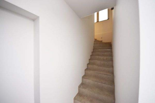 Treppenaufgang zum Gewerbe