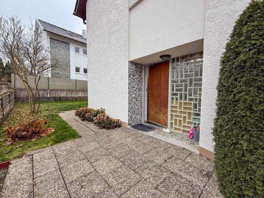 Eingangsbereich außen