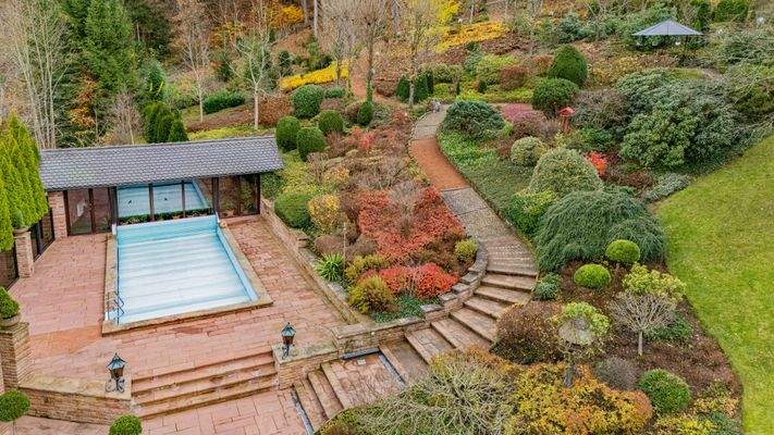 Vogelperspektive Pool