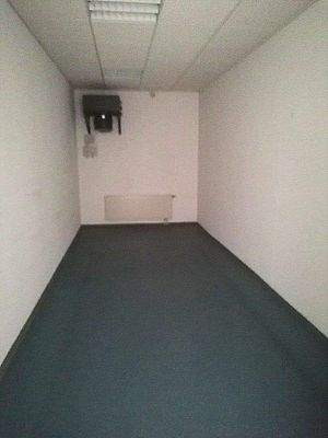 Nebenraum (NEUER BODEN WIRD VERLEGT)