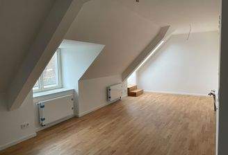 Wohnbereich mit Eichenparkett