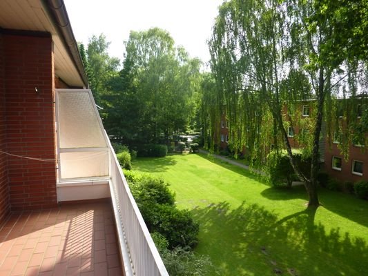 Großer sonniger Balkon