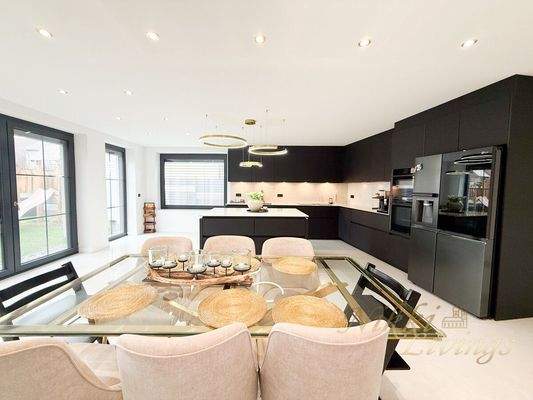 II Koch- & Esszimmer