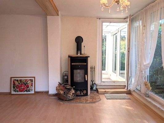 Wohnzimmer mit Kaminofen