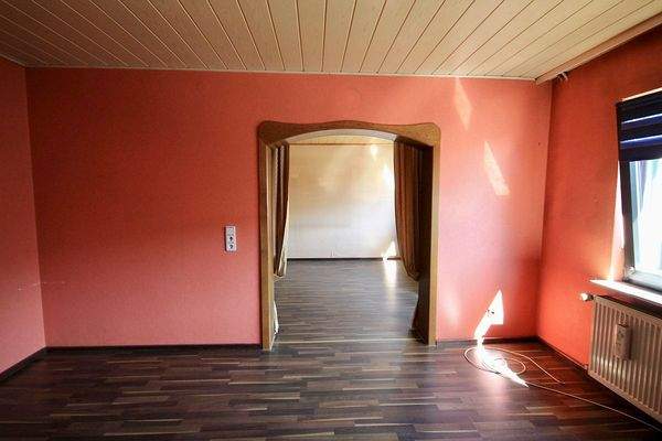 Wohnzimmer (Haus links)