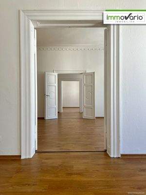 Durchblick von Zimmer 6 zu Zimmer 3 