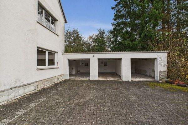 CAM03586G0-PR0062-STILL023