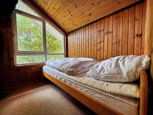 Dachgeschoss - Schlafzimmer…