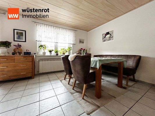 Einliegerwohnung: Gemütlicher Essbereich – ein Platz für Alltag und Gespräche