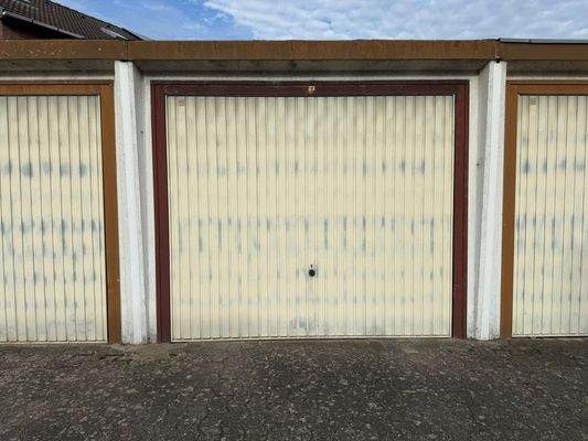 Garage (elektrisches Garagentor)