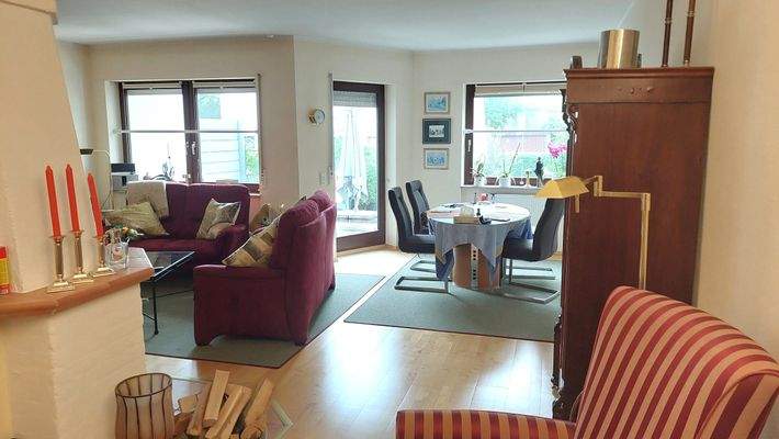 Wohn-/Essbereich mit Terrassenzugang