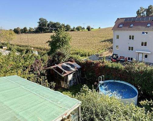 schöne Aussicht auf die Felder