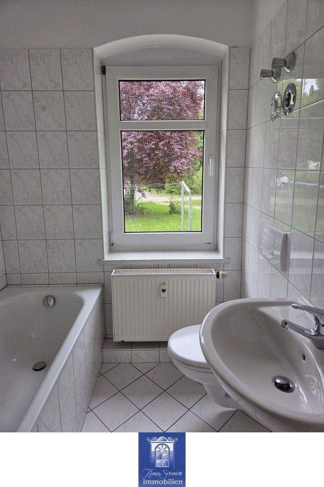 Gemütliche Wohnung mit großer Küche sowie Tageslichtbad mit Wanne! - Foto 2