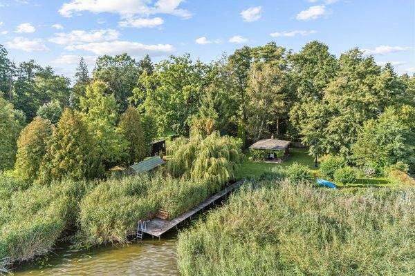 Blick von der Wasserseite