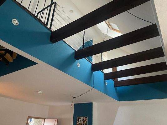 Blick vom Wohnzimmer in den Schlafbereich