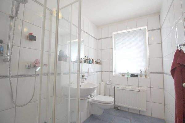 1. Duschbad Haupthaus EG