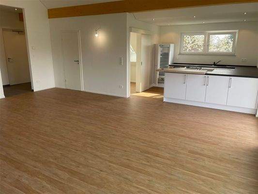 Wohn-/Essbereich mit Küche