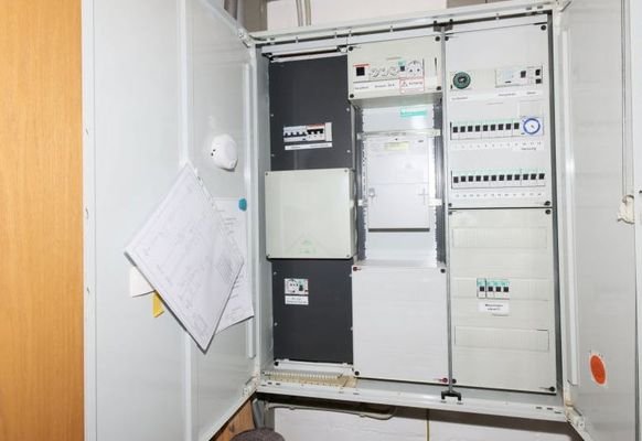 im ganzen Haus zeitgemäße Installation