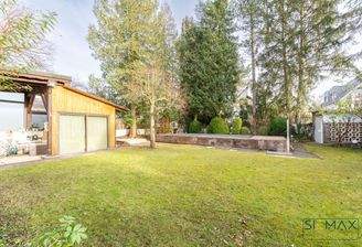 Garten mit Blick auf Carpot