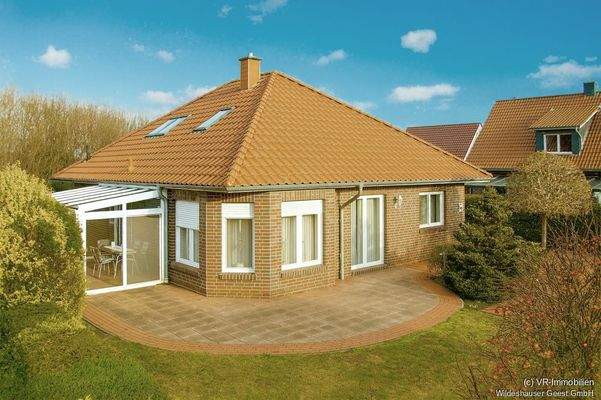 Blick auf die Terrasse (Sommer)