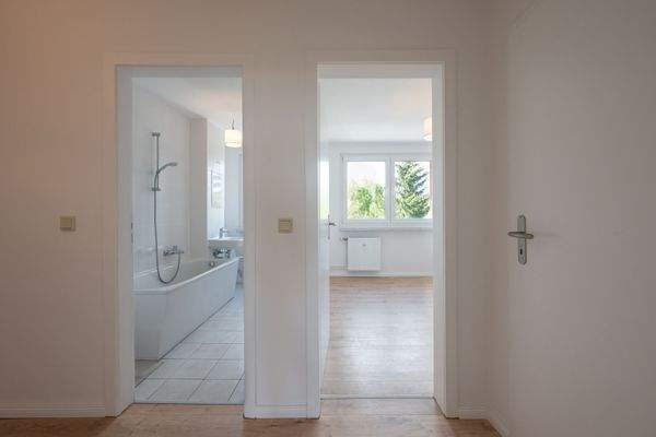 Wohnung_Kaufen_Brandenburg_Schorfheide Flur_links