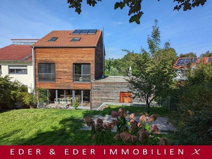 Ökologische, hochwertige, energieeffiziente, elegante Doppelhaushälfte in Wasserburgs bester Wohnlage (noch 3 Jahre Wohnrecht)!