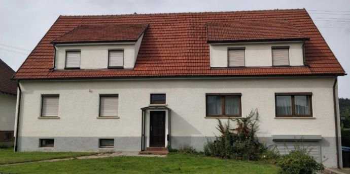 Doppelhaus in ruhiger Lage mit Garten - zum Innenausbau vorbereitet