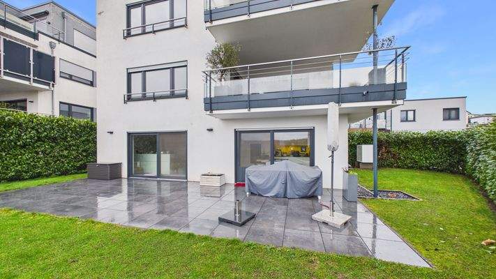 TERRASSEN-ANSICHT AUßEN