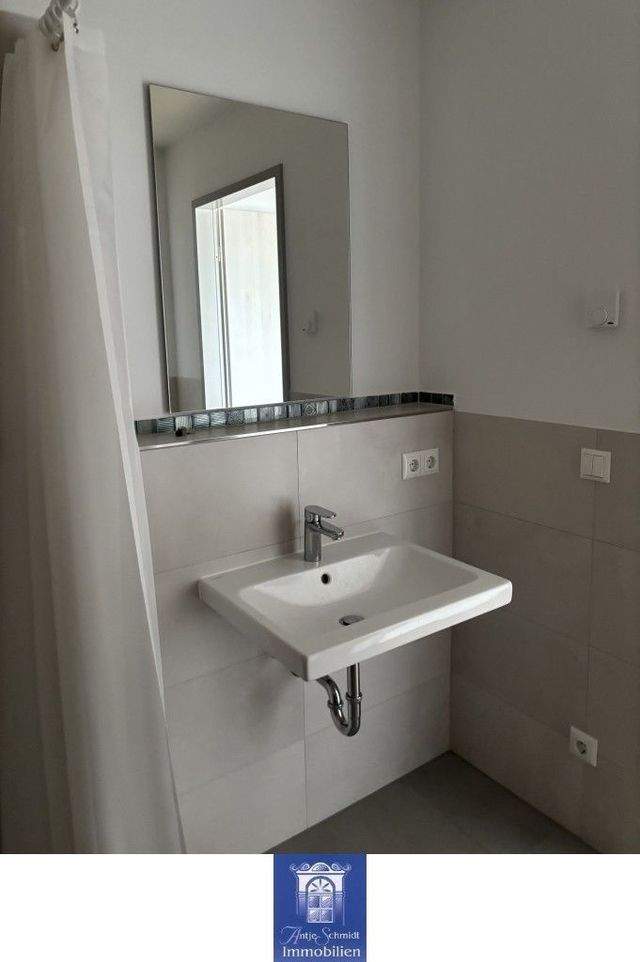 Himmlisch wohnen unterm Dach! Erstbezug mit Fußbodenheizung, EBK, Vinyl, Lift! - Foto 3