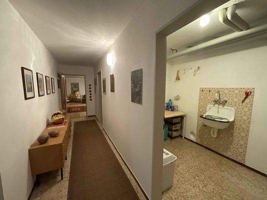 KG_Flur_Haushaltsraum