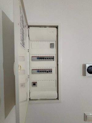 Vollständig neue Elektrik