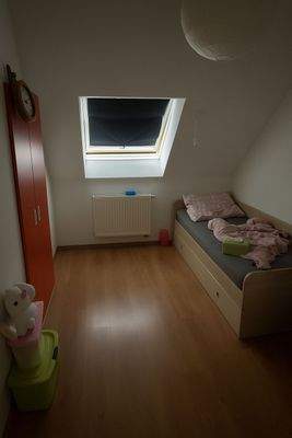 Kinderzimmer (KI überarbeitet)