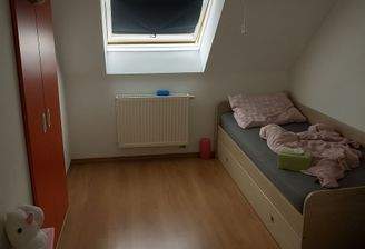 Kinderzimmer (KI überarbeitet)