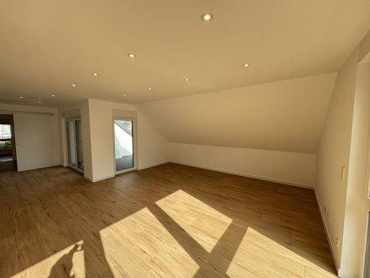 offener Wohn- und Essbereich