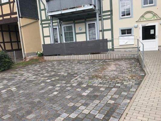 Ihr Balkon im Erdgeschoss