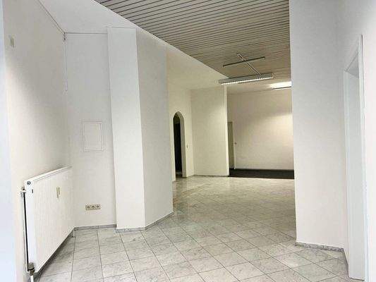 Ladeneinheit Ansicht 2