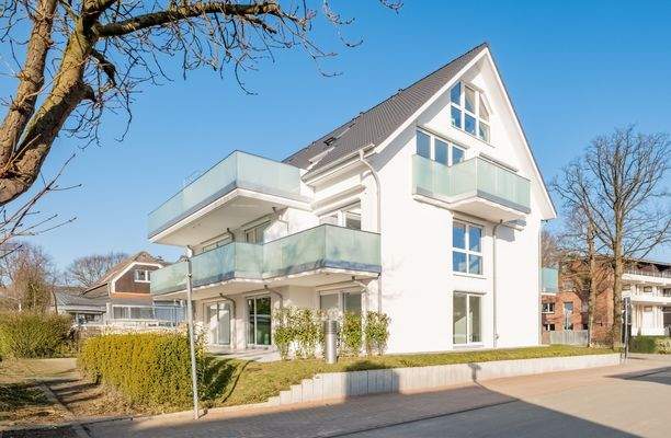 2_Außenansicht Seite.jpg