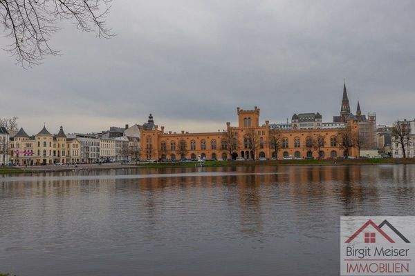 Pfaffenteich mit Blick zum Arsenal