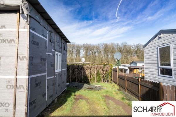 Parkplatz neben Tiny House