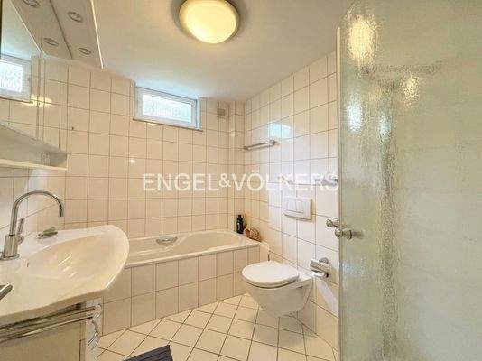 Badezimmer Untergeschoss