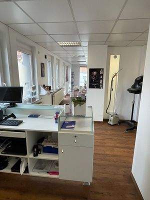 Erdgeschoss - Friseur.jpeg