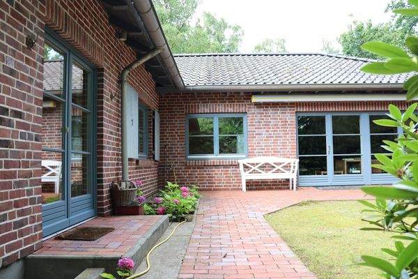 Garten und Terrasse mit Markise! 