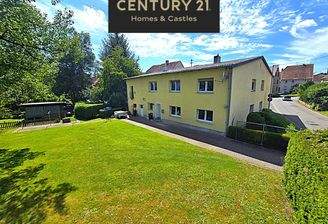 Rückseite des Hauses mit Gartenbereich