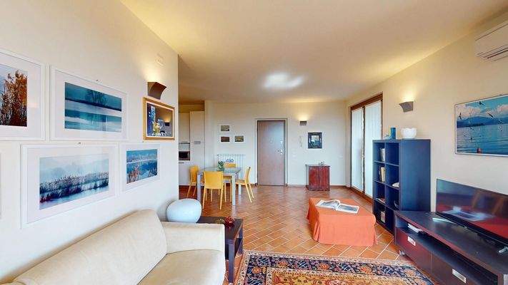 EB-035-432-Appartamento-in-residence-con-piscina-a