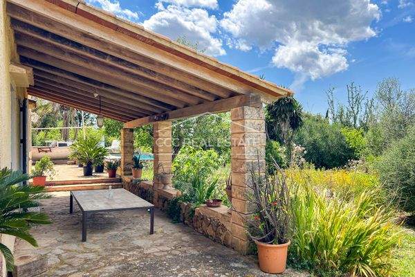 Überdachte Terrasse