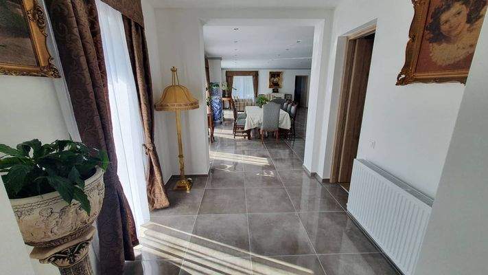 285748888_549026193266830_5183950758974382270_n.jp