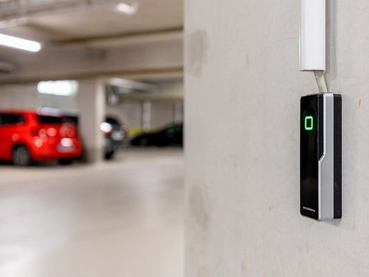 Tiefgarage mit digitalem Schließsystem