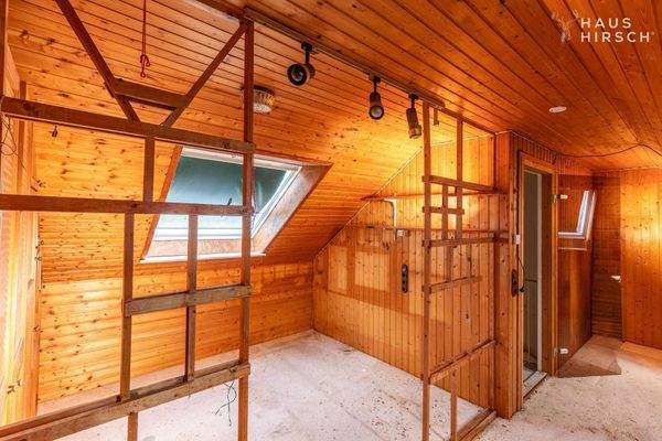 Dachgeschosszimmer 4