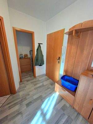 RuhWafeStr Flur, Garderobe 1.jpg