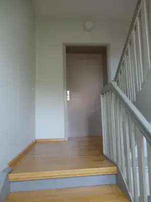 Treppenhaus, Wohnungseingang